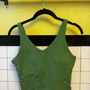 Athleta  Transend V Crop- Baja